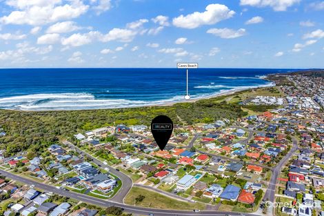Property photo of 5 Driftwood Close Caves Beach NSW 2281