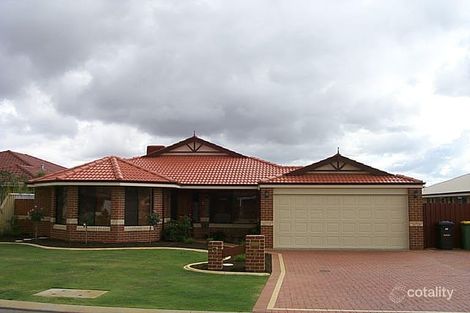 11 Ardmair Cl, Seville Grove, WA 6112