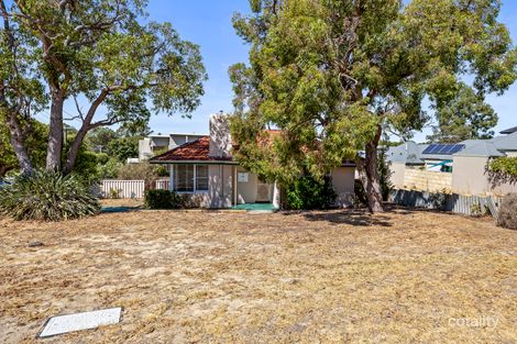 Property photo of 30 Panton Crescent Karrinyup WA 6018