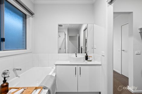 Property photo of 4 Flora Lane Carrum Downs VIC 3201