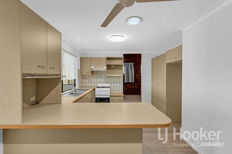 Property photo of 9 Grecian Street Regents Park QLD 4118