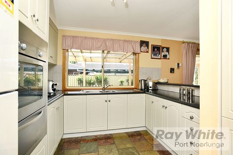 Property photo of 26 Elberry Close Moana SA 5169