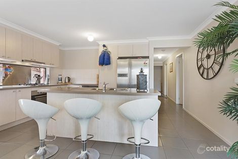 Property photo of 58 Fantail Way Brookfield VIC 3338