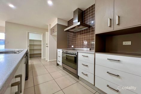 Property photo of 77 Sommerfeld Crescent Chinchilla QLD 4413