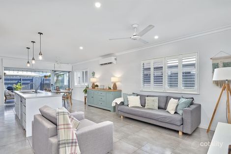 Property photo of 28 Bosun Place Trinity Beach QLD 4879