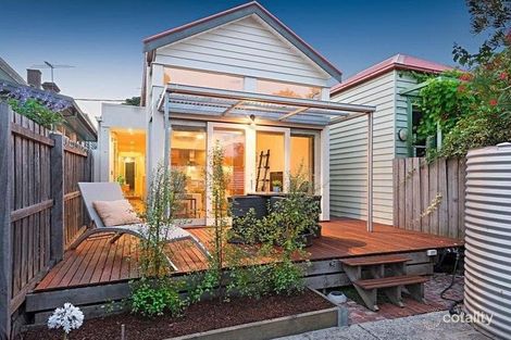10 Howard St, Brunswick, VIC 3056
