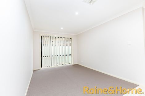 Property photo of 3 Hawkesbury Place Dubbo NSW 2830
