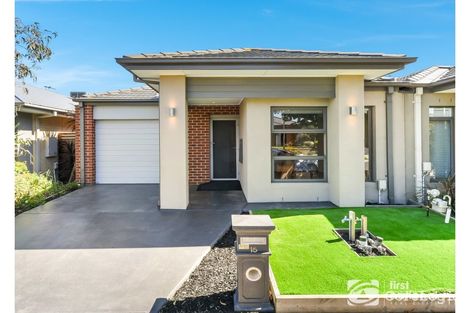 Property photo of 15 Queensberry Street Cranbourne West VIC 3977