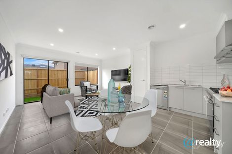 Property photo of 29 Nattarak Avenue Werribee VIC 3030
