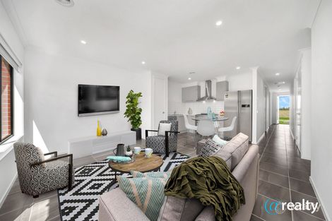 Property photo of 21 Nattarak Avenue Werribee VIC 3030