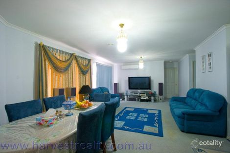Property photo of 8 Baez Way Hampton Park VIC 3976