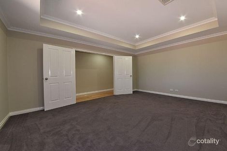 Property photo of 4 Sisley Approach Tapping WA 6065