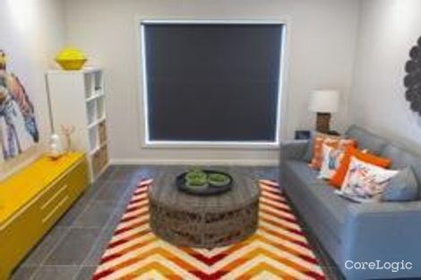 Property photo of 9 Five Mile Way Woodend VIC 3442
