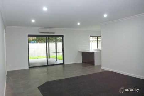 Property photo of 2/89 Shepherdson Road Mount Gambier SA 5290