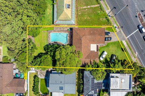 Property photo of 166 Ashmore Road Benowa QLD 4217