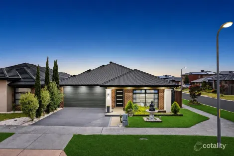 27 Everard Ave, Clyde North, VIC 3978