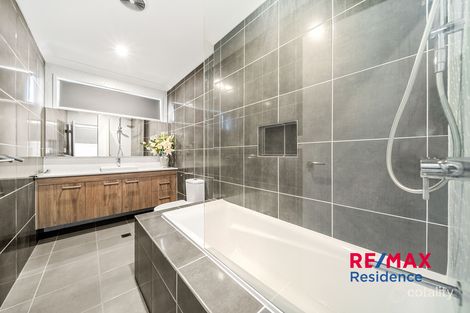Property photo of 8 Sienna Circuit Yarrabilba QLD 4207