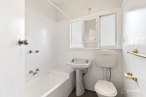Property photo of 76 Waitara Grove Norlane VIC 3214