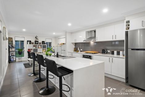 Property photo of 1 Lark Place Redbank Plains QLD 4301