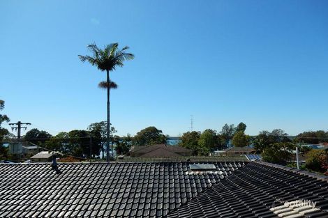 Property photo of 15-15A Waverley Road Mannering Park NSW 2259