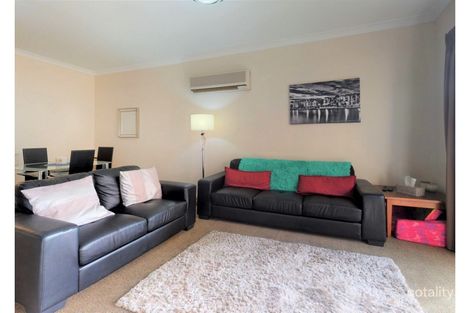 17/11 Regal Pl, East Perth, WA 6004