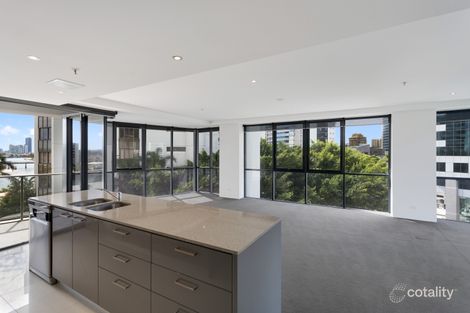 Property photo of 706/4 Wahroonga Place Surfers Paradise QLD 4217