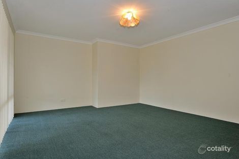Property photo of 25 Silvertop Circle Warnbro WA 6169