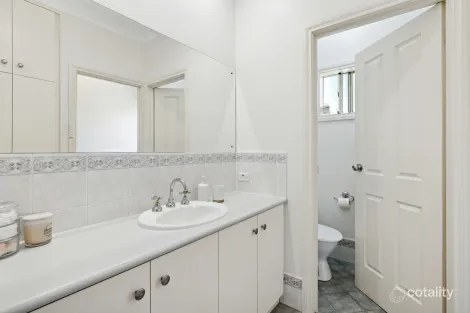 Property photo of 6 Wellow Crescent Mount Barker SA 5251