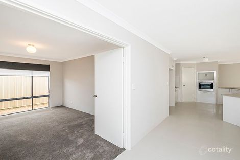 Property photo of 4 Liddell Link Lakelands WA 6180