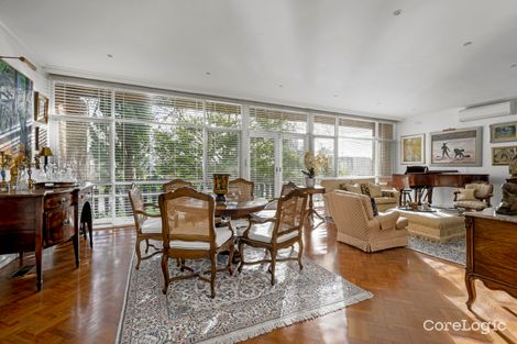 Property photo of 14 Fenwick Street Kew VIC 3101