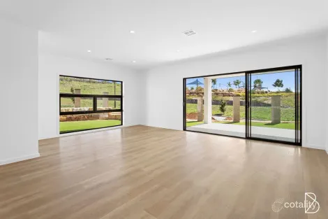 5/60 Churcher Cres, Whitlam, ACT 2611