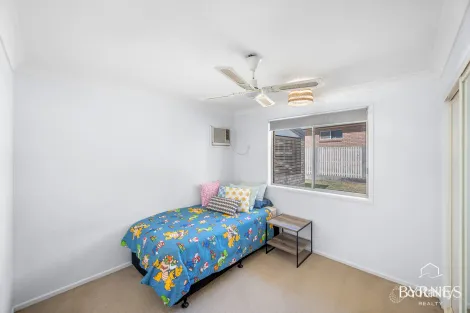 Property photo of 15 Yellowpatch Avenue Clinton QLD 4680