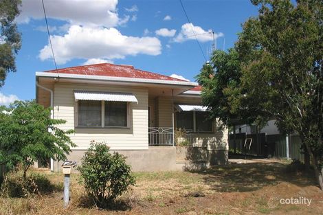 25 Nelson St, Cowra, NSW 2794