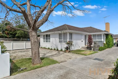 1 Ti-Tree Cres, Seaford, VIC 3198
