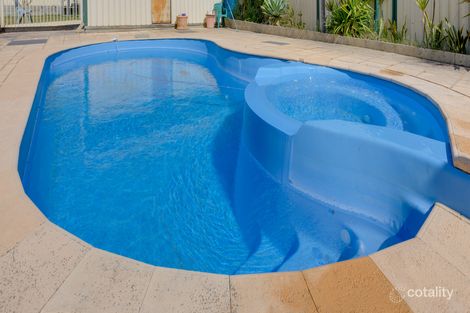 Property photo of 17 Nabberu Loop Cooloongup WA 6168