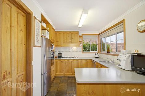 Property photo of 15 Tintinara Crescent Belmont VIC 3216