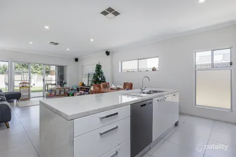 Property photo of 2B Foot Avenue Seaton SA 5023