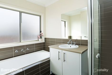 Property photo of 28 Kyema Drive Lara VIC 3212