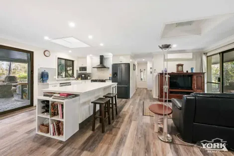 Property photo of 81 Larnook Street Upper Lockyer QLD 4352