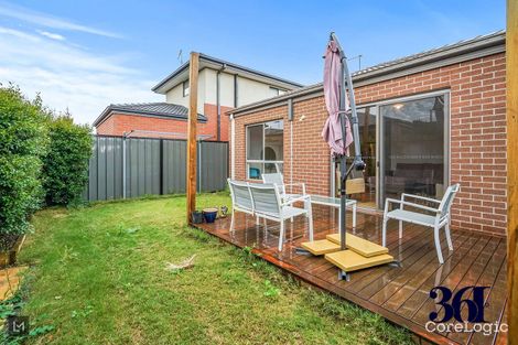 Property photo of 9 Crossdale Avenue Truganina VIC 3029