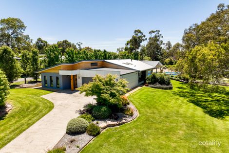 9 Stockmans Dr, Mansfield, VIC 3722