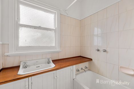 Property photo of 4 Duckham Street Blackburn VIC 3130