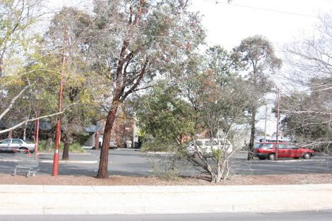 Property photo of 2 Euneva Avenue Glen Waverley VIC 3150