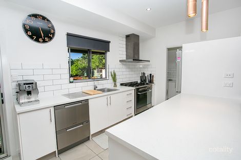 10 Bougainville St, Soldiers Hill, QLD 4825