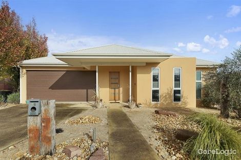 Property photo of 26 Davey Drive Drouin VIC 3818