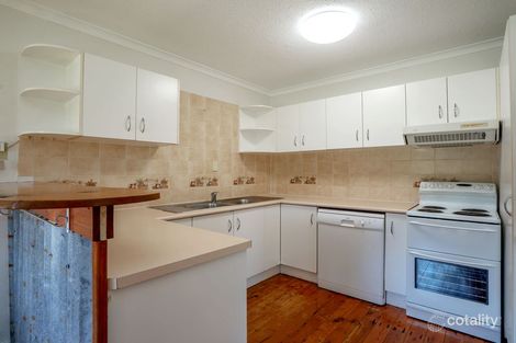 Property photo of 30 Lergessner Street Biggera Waters QLD 4216