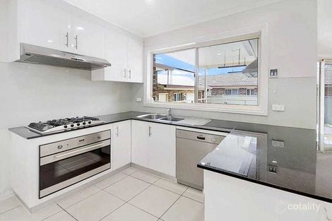 Property photo of 23 Temora Place Karabar NSW 2620