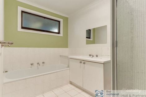 Property photo of 2 Bunya Place Hampton Park VIC 3976
