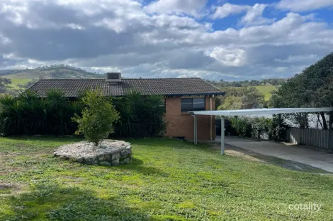 13 FRANCIS AVE, GUNDAGAI, NSW 2722