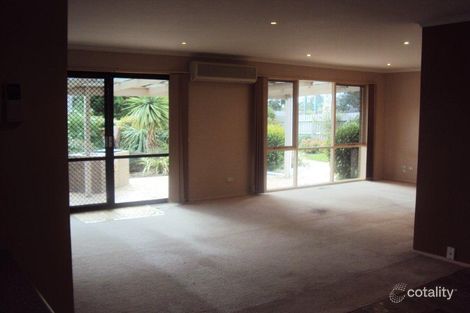 Property photo of 14 Murray Court Cranbourne VIC 3977